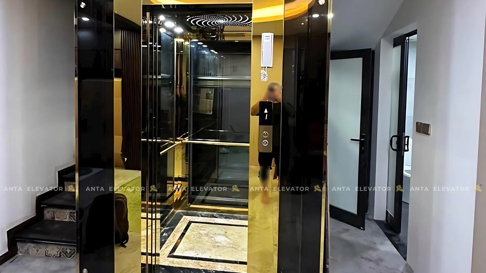 Thang Máy Kính Gia Đình – Anh Cường – KĐT HaDo CharmVilla