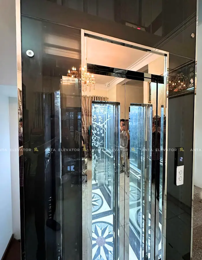 Thang Máy Kính Gia Đình – Ông Sang – Vạn Phúc